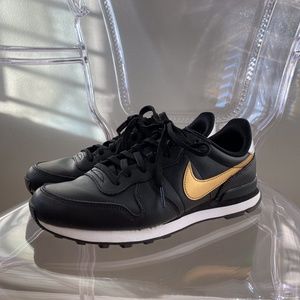Rare NIKE Internationalist real leather gold 8,5